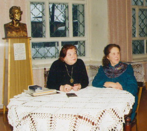 8 Встреча с вдовой композитора В.Гаврилина Н.Е.Гаврилиной и первой учительницей музыки Т.Д.Томашевская